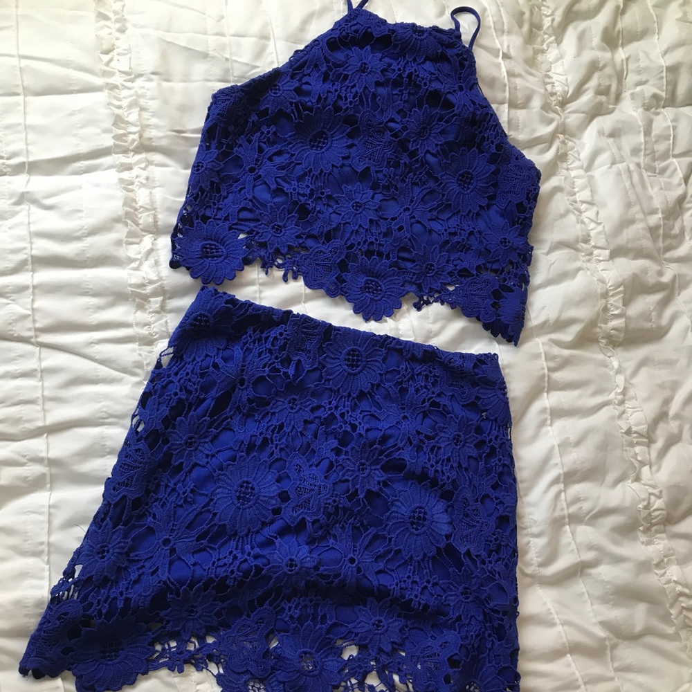 Royal blue lace set